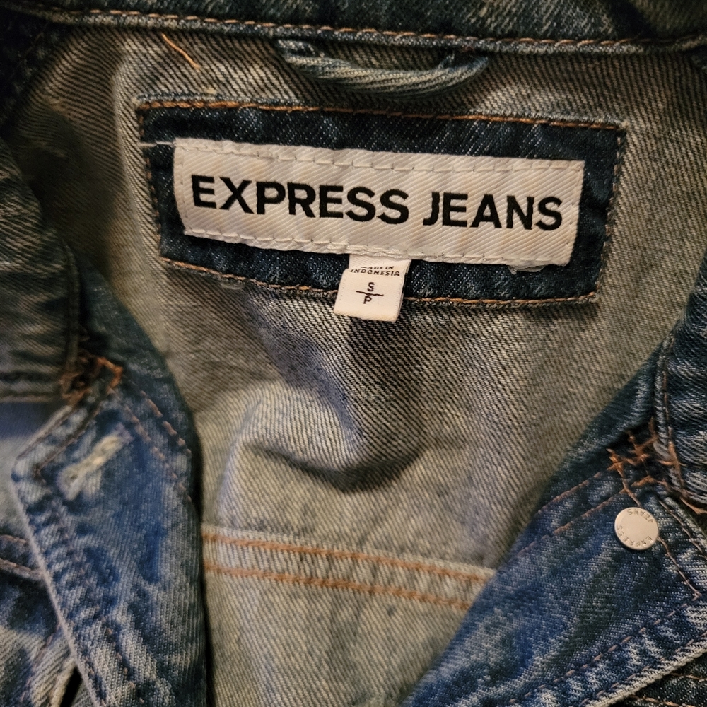 Express Jean Jacket - Picture 2 of 3